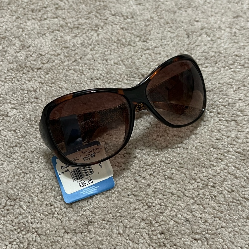 Simply Vera Vera Wang Brown & Black 100% UV Protection Sunglasses